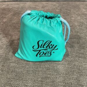 Silky Toes Gold Foldable Ballet Flats Slip-On Size M 7-8 Look